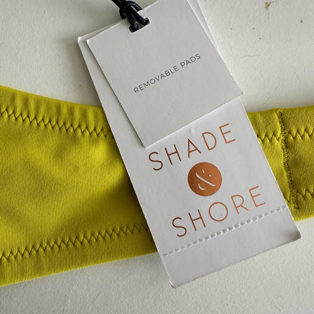 NWT* Shade & Shore Bikini Top- Size 34B - Picture 3 of 5
